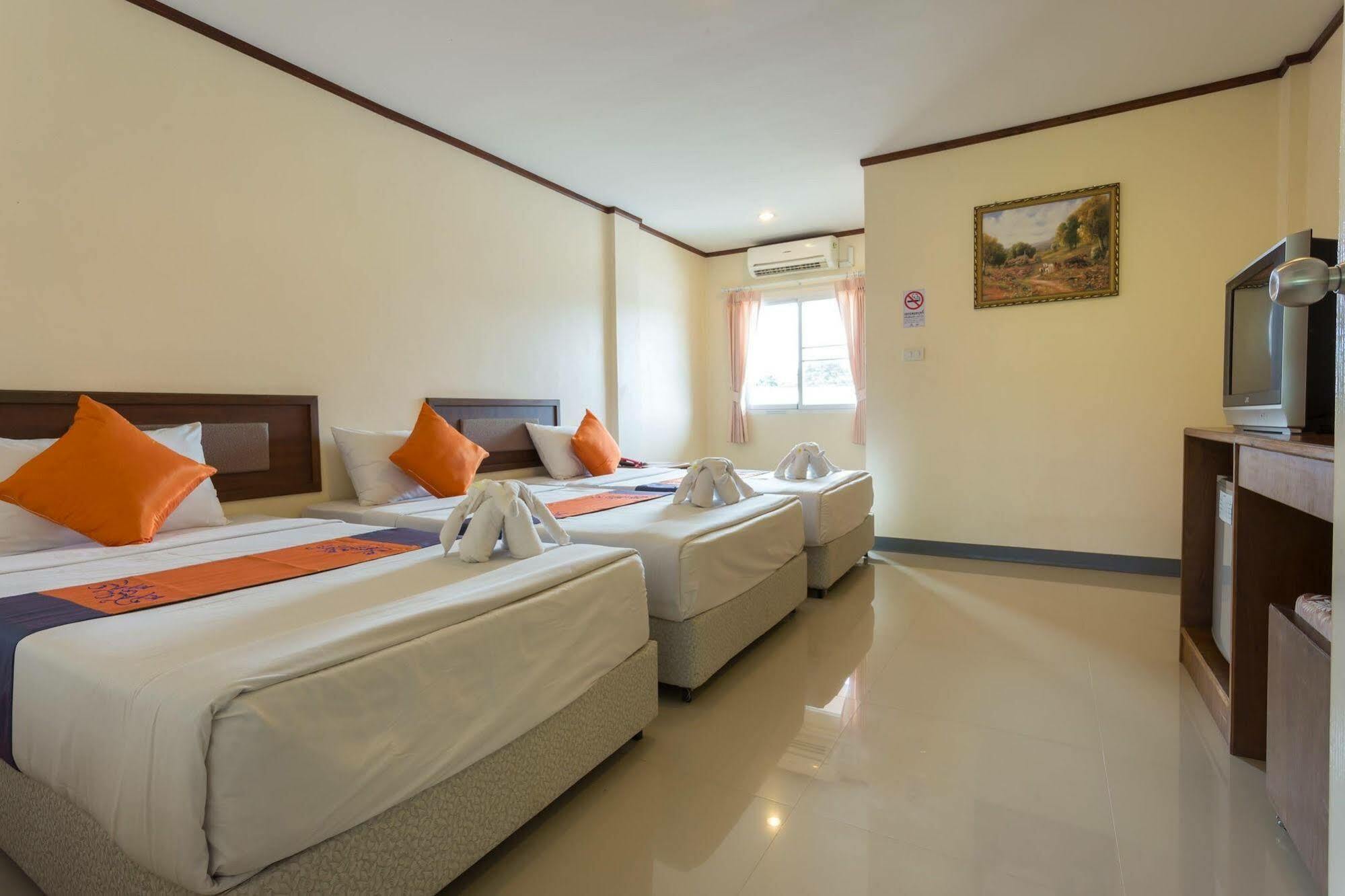 Khunyuw Hotel Fang Ngoại thất bức ảnh