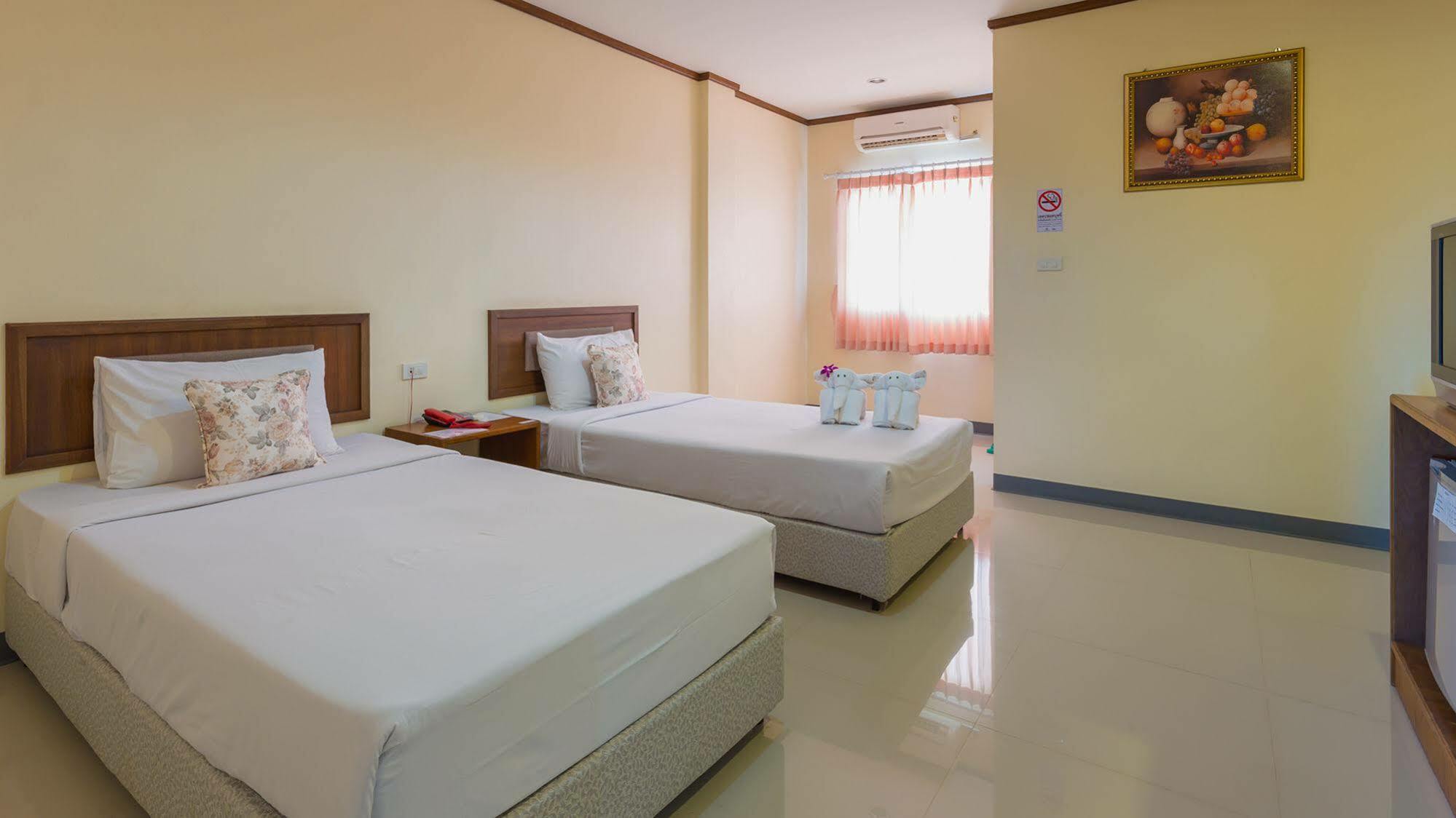 Khunyuw Hotel Fang Ngoại thất bức ảnh